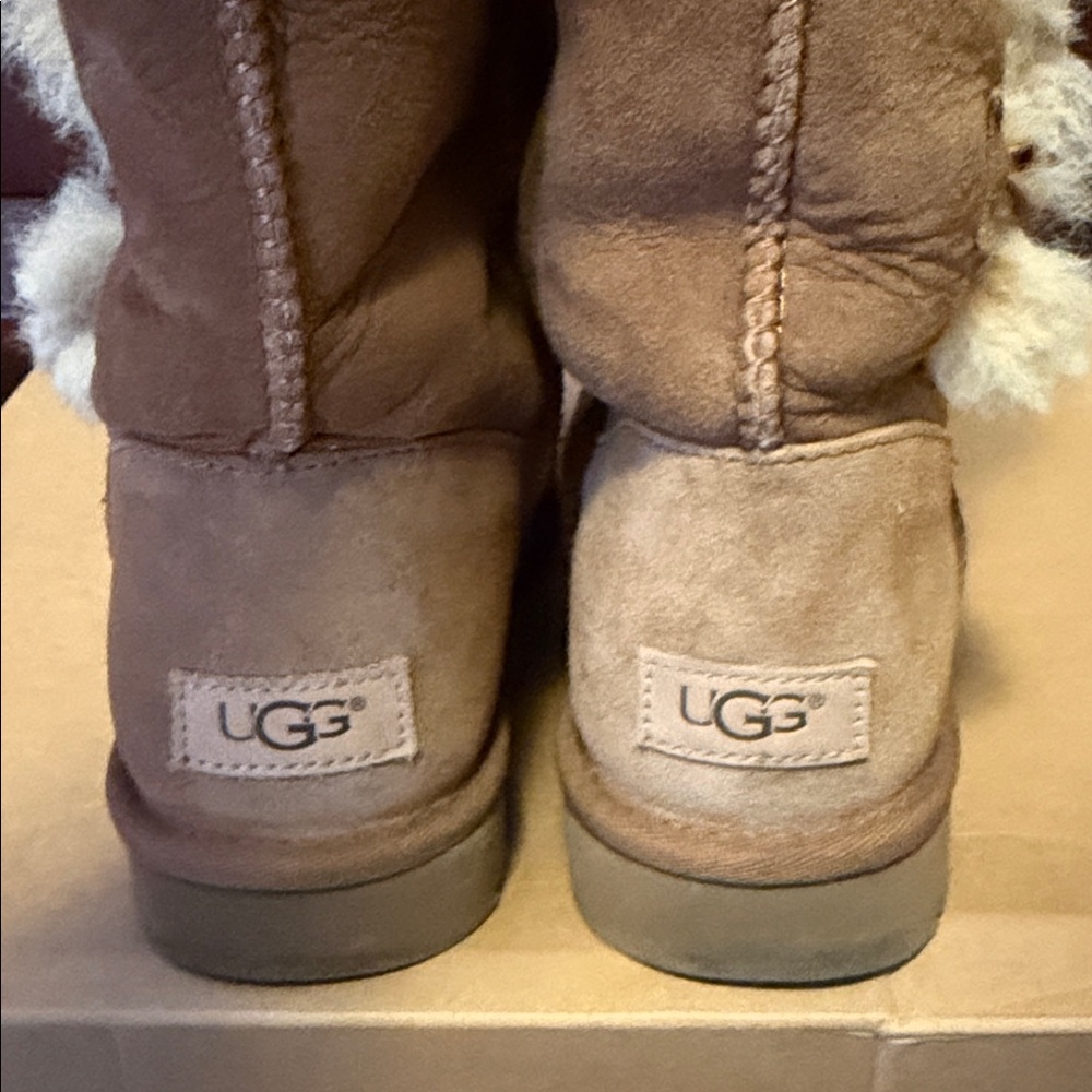 UGG Women's Chestnut Bailey Button - image 5